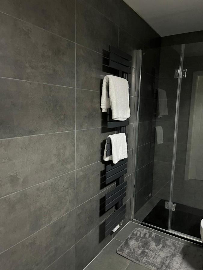 Moderne, Ruhige Ferienwohnung , Ideal Zum Abschalten Hadamar Kültér fotó