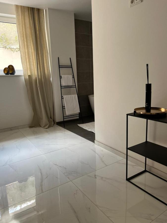 Moderne, Ruhige Ferienwohnung , Ideal Zum Abschalten Hadamar Kültér fotó
